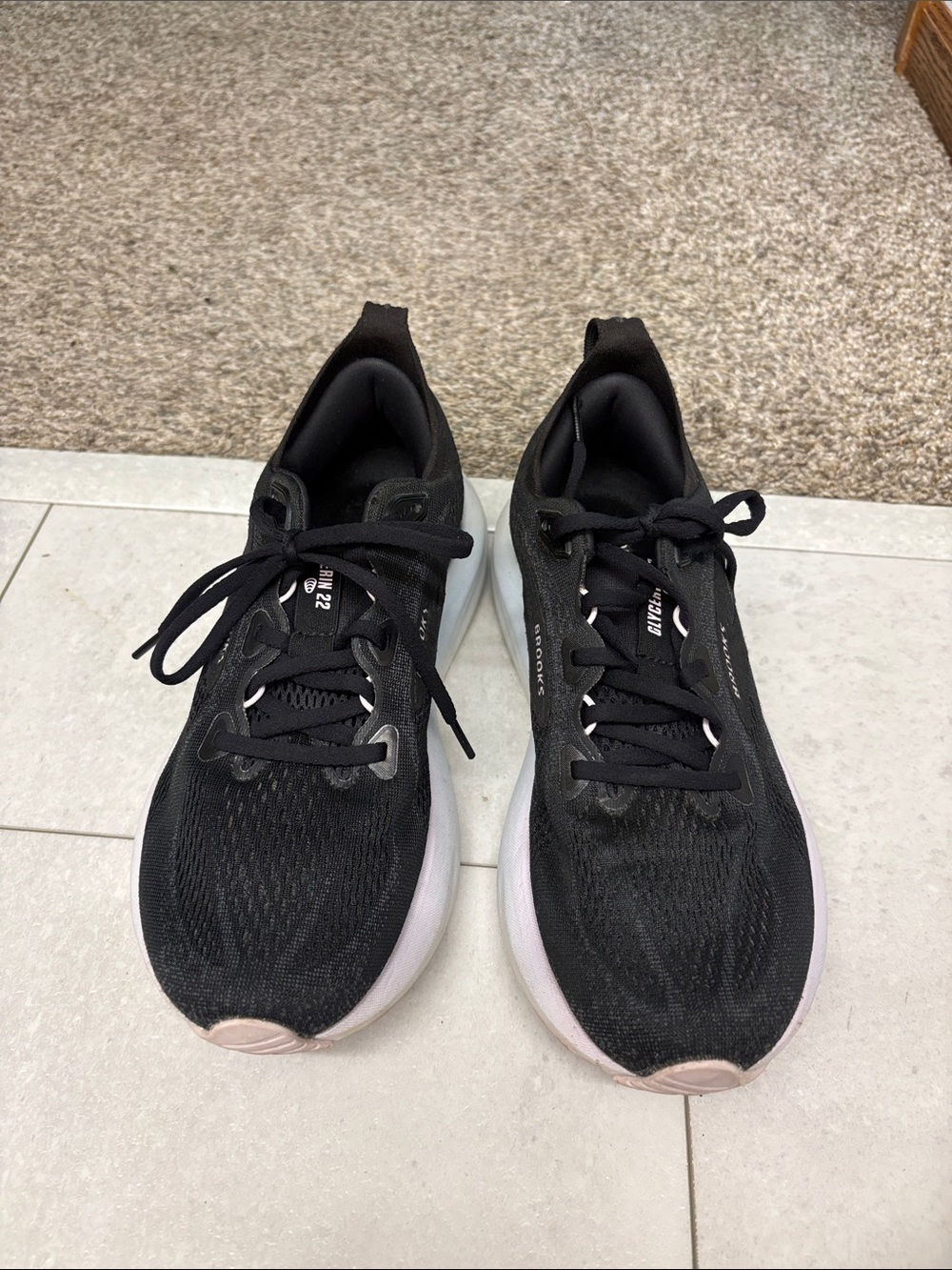 Brooks Glycerin 22 Running Shoes Size 9